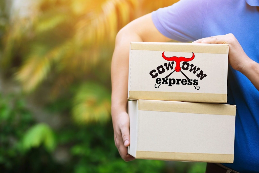 Consignor vs Consignee Explained Cowtown Express